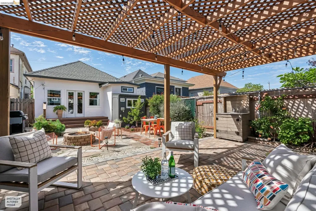 2010 Filbert Oakland CA 94607