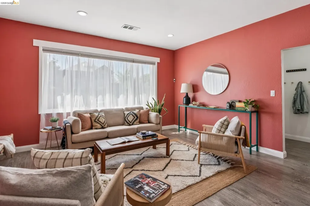 2010 Filbert Oakland CA 94607