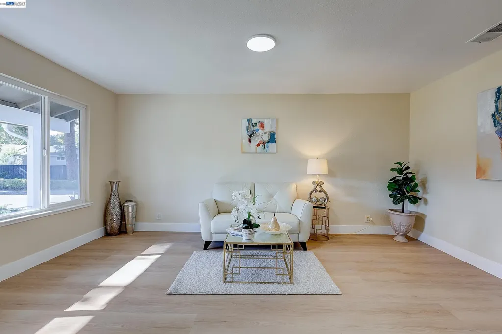34312 Cornwallis Court Fremont CA 94555