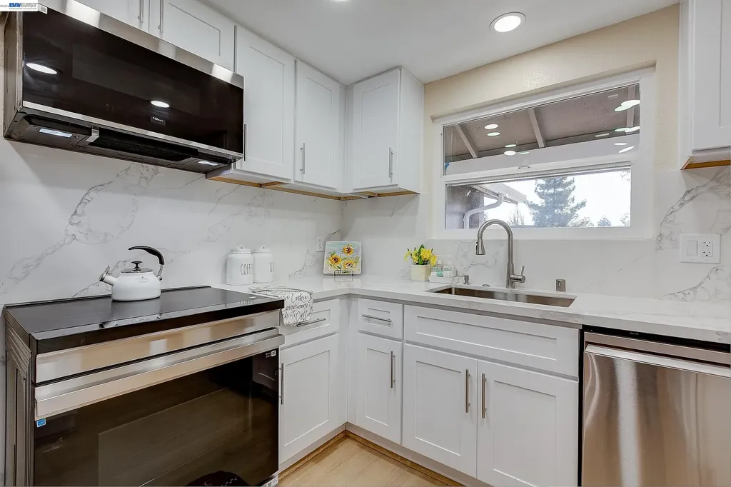 34312 Cornwallis Court Fremont CA 94555