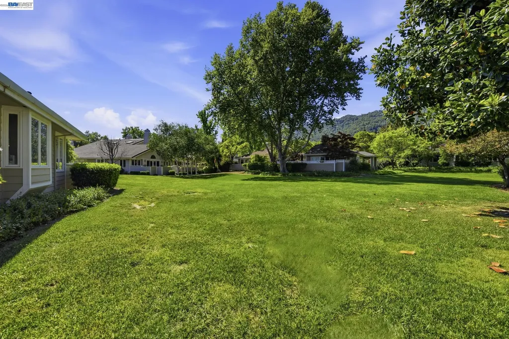 7880 La Quinta Court Pleasanton CA 94588