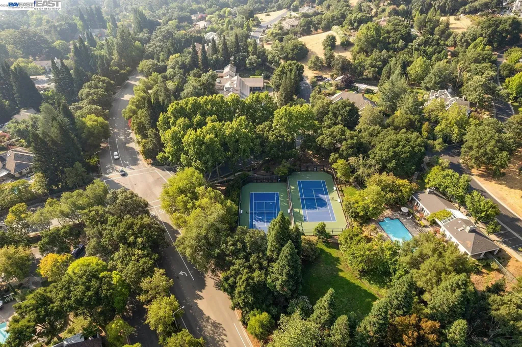 7880 La Quinta Court Pleasanton CA 94588