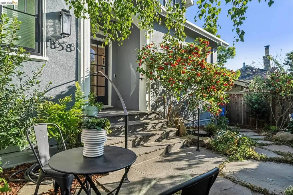 1858 San Lorenzo Avenue Berkeley CA 94707