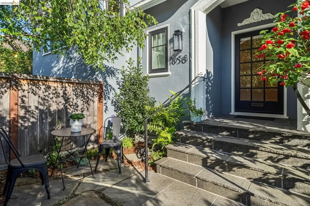 1858 San Lorenzo Avenue Berkeley CA 94707