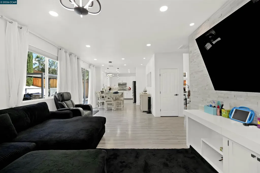 621 Black Oak Way Antioch CA 94509