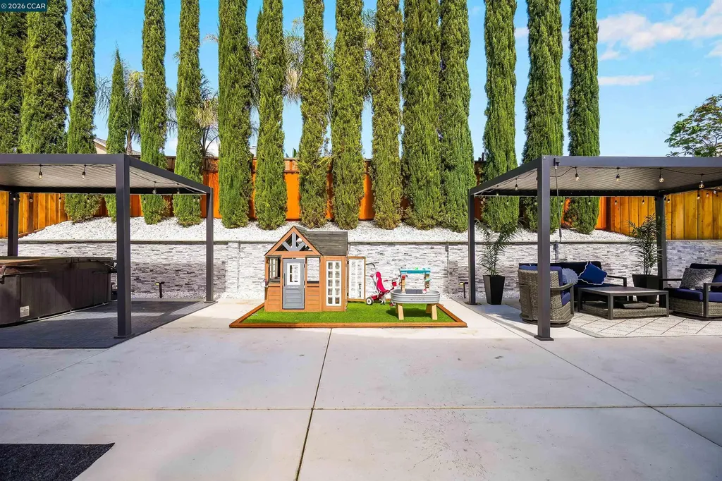 621 Black Oak Way Antioch CA 94509