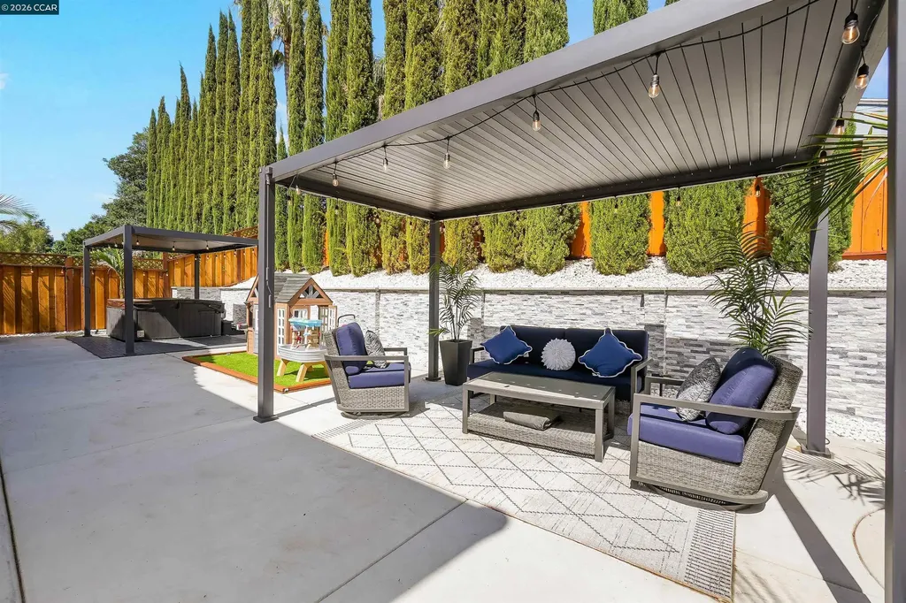 621 Black Oak Way Antioch CA 94509