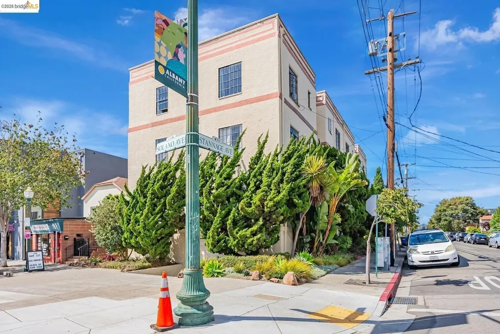 848 Stannage Avenue Albany CA 94706