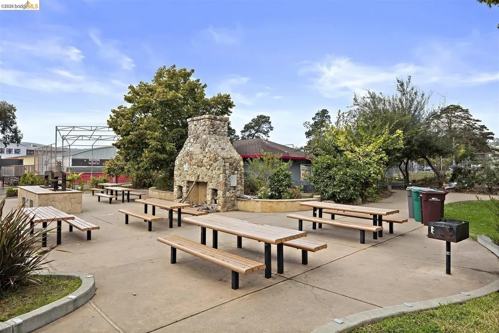 848 Stannage Avenue Albany CA 94706
