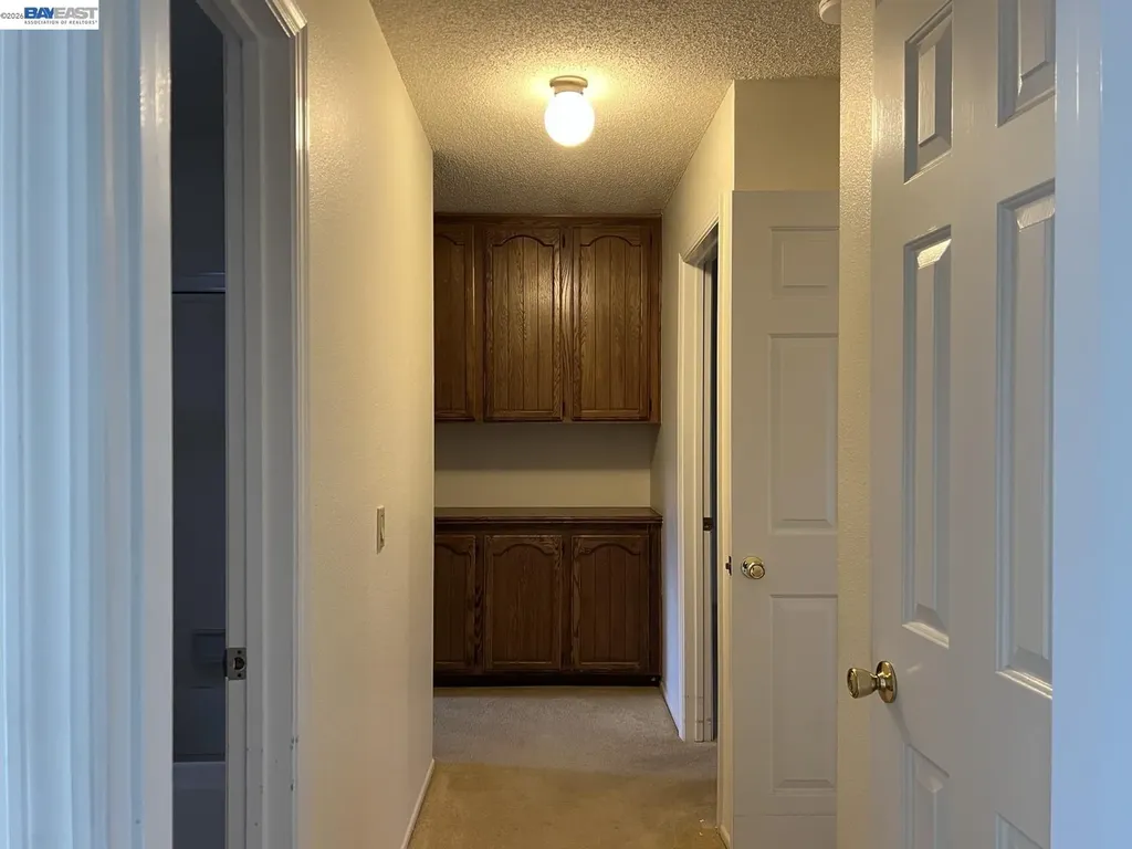 212 Puddingstone Road Alameda CA 94502