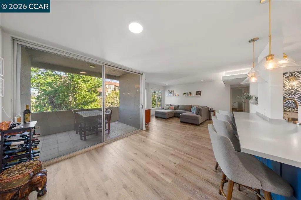 330 Vernon Street Oakland CA 94610