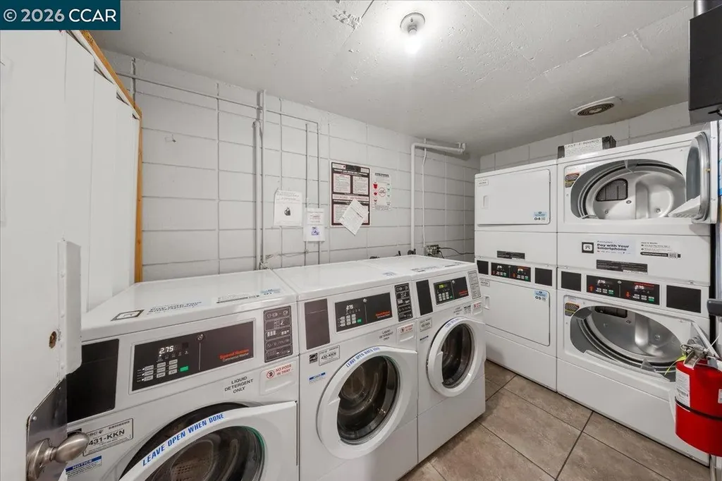 330 Vernon Street Oakland CA 94610