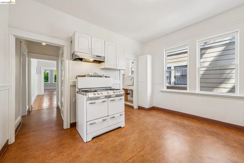 821-823 32nd Oakland CA 94608