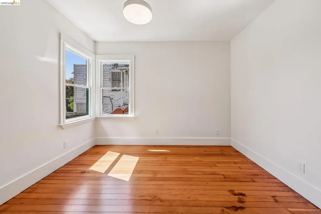 821-823 32nd Oakland CA 94608