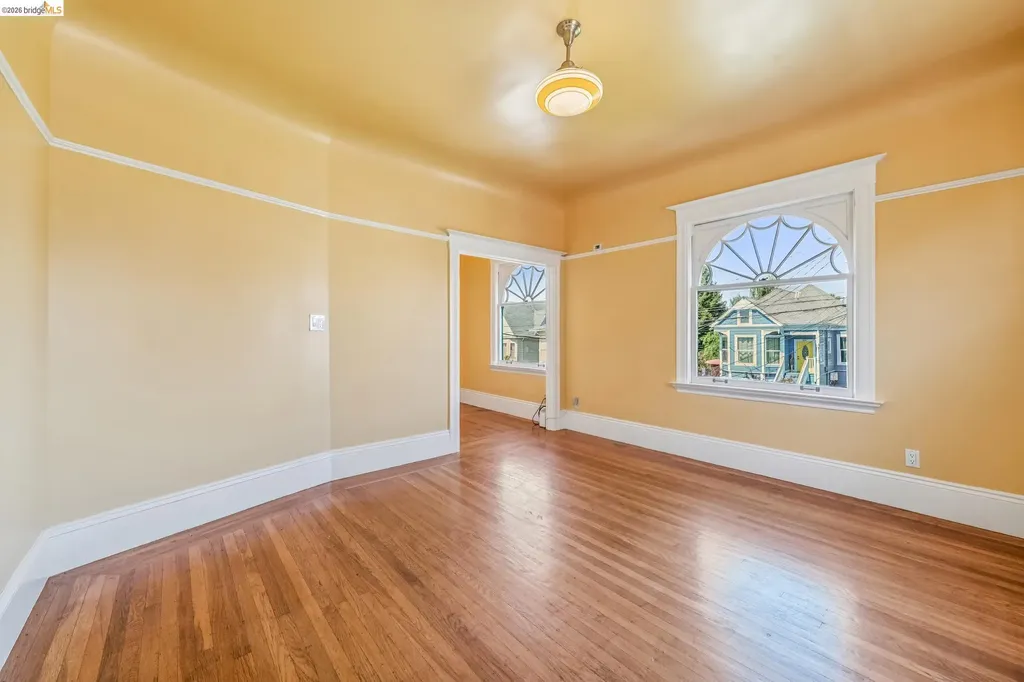 821-823 32nd Oakland CA 94608