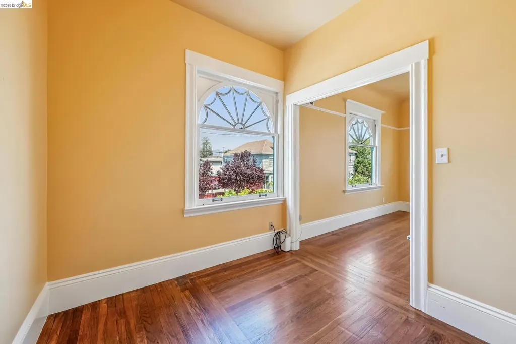 821-823 32nd Oakland CA 94608