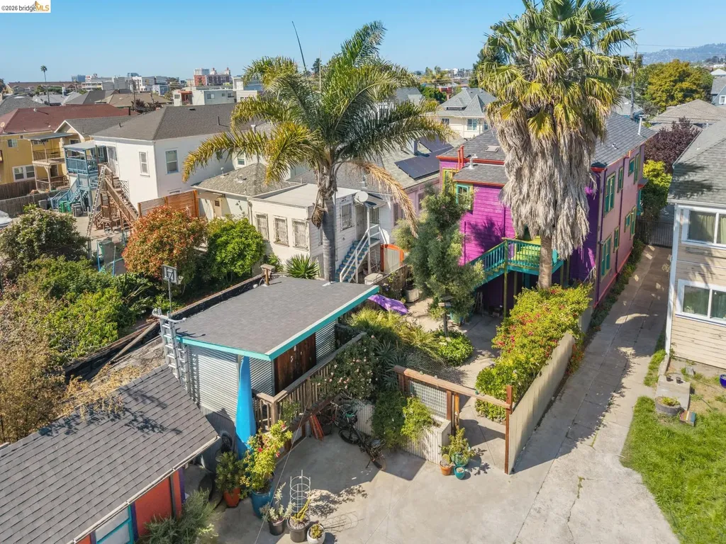 821-823 32nd Oakland CA 94608