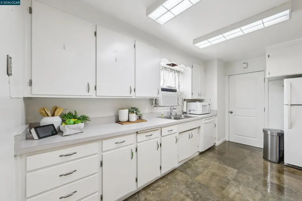 18 Madill Street Antioch CA 94509