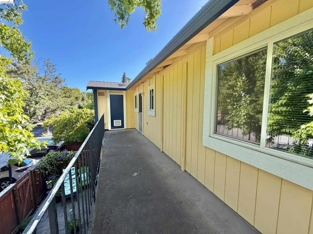 1520 Schenone Court Concord CA 94521