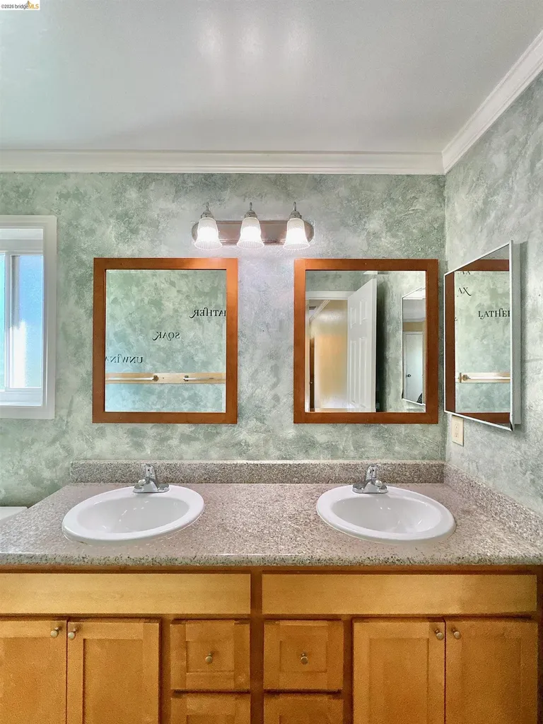 1520 Schenone Court Concord CA 94521