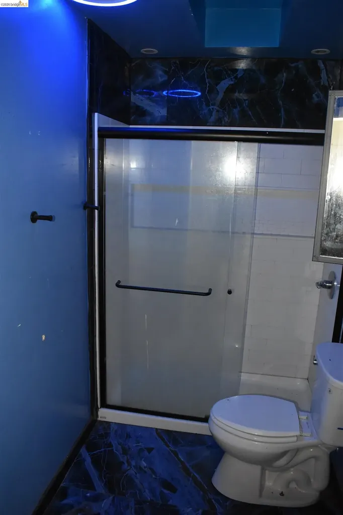 9945 B Street Oakland CA 94603