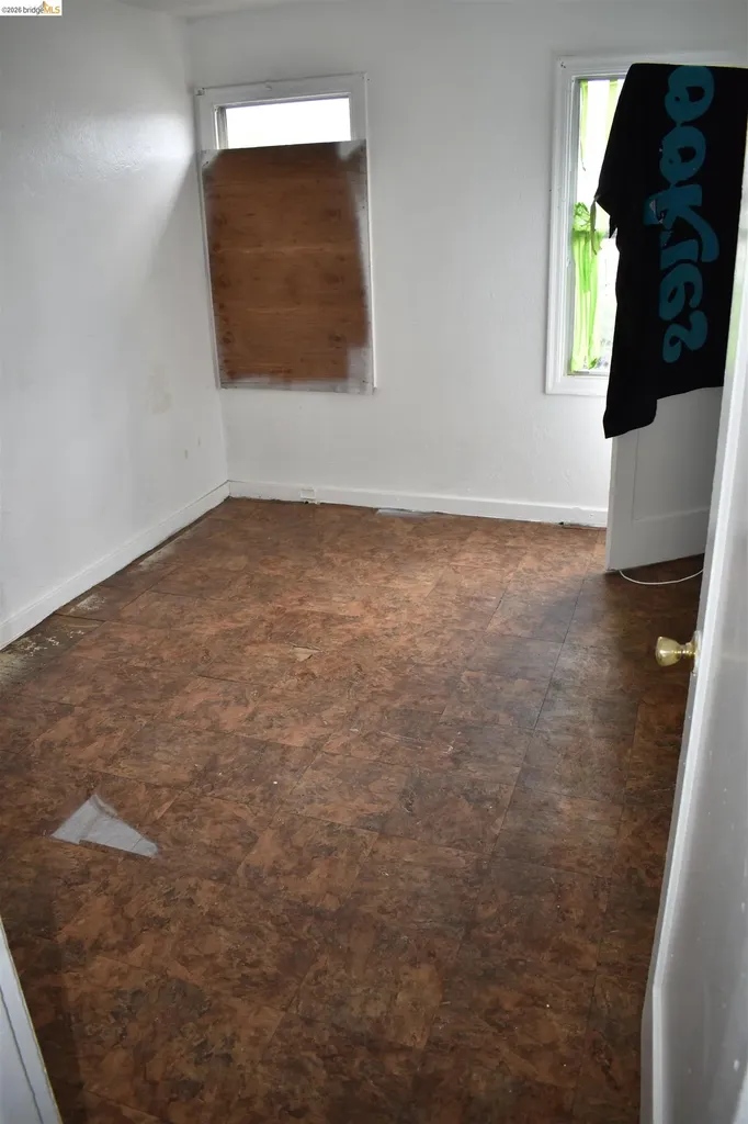 9945 B Street Oakland CA 94603