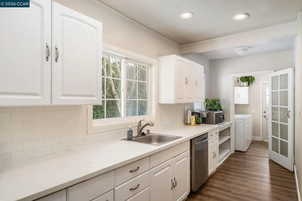 432 Gilger Avenue Martinez CA 94553