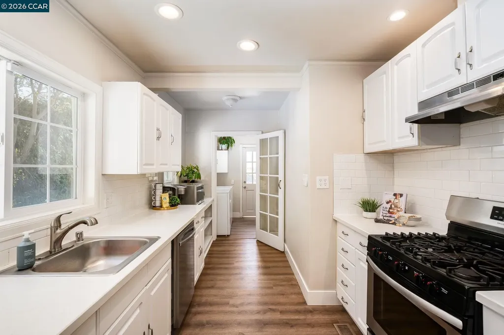 432 Gilger Avenue Martinez CA 94553