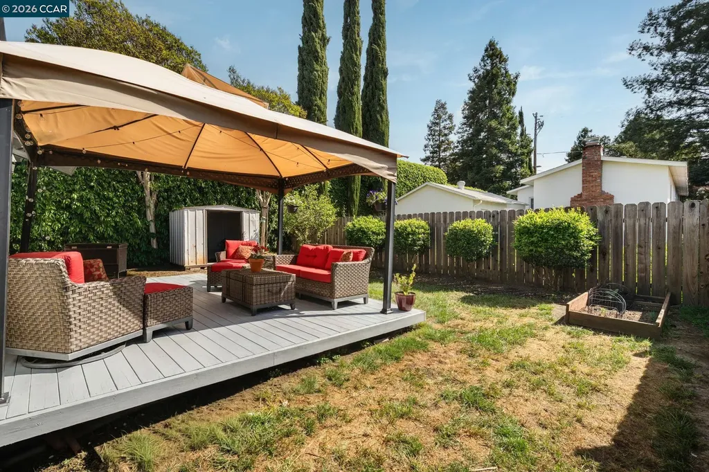 432 Gilger Avenue Martinez CA 94553