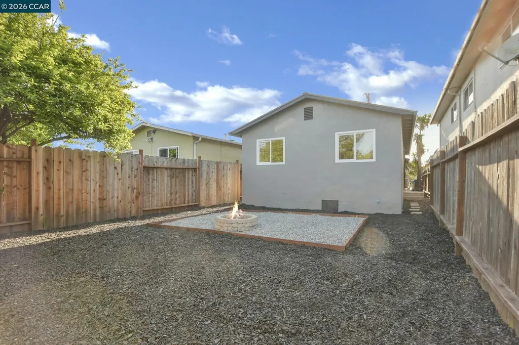 438 9th Street Richmond CA 94804