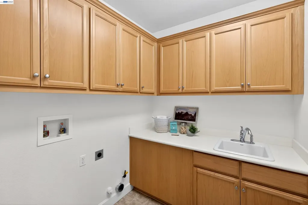 5679 Leitrim Way Antioch CA 94531