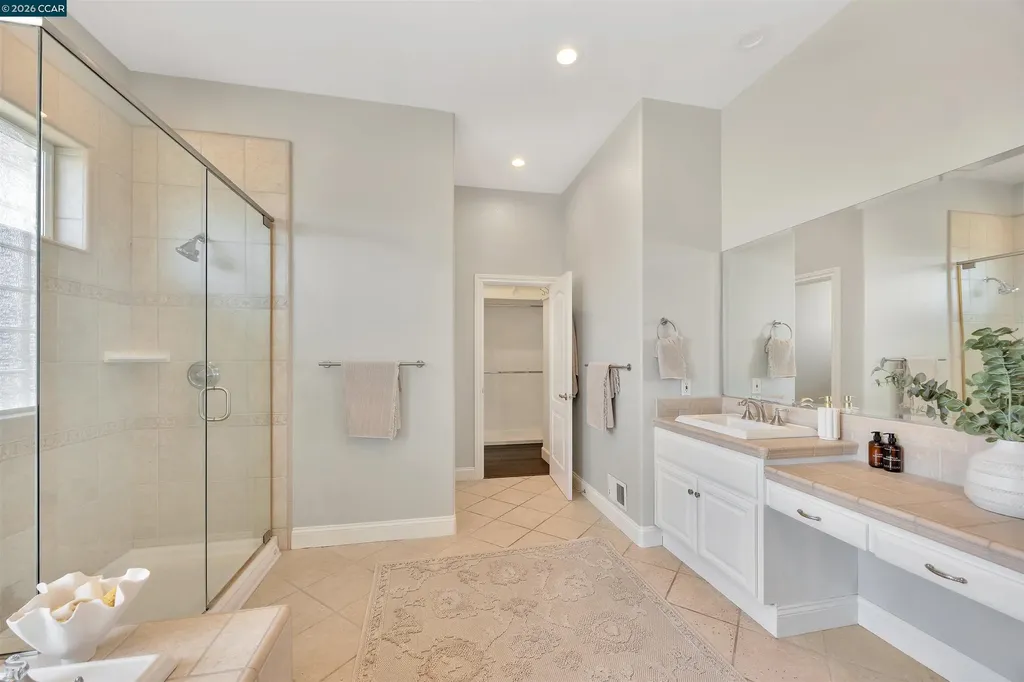 1100 Dunsyre Drive Lafayette CA 94549