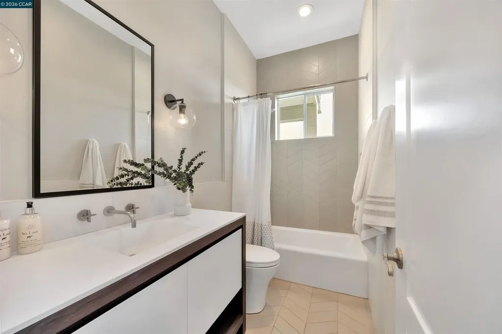 1100 Dunsyre Drive Lafayette CA 94549