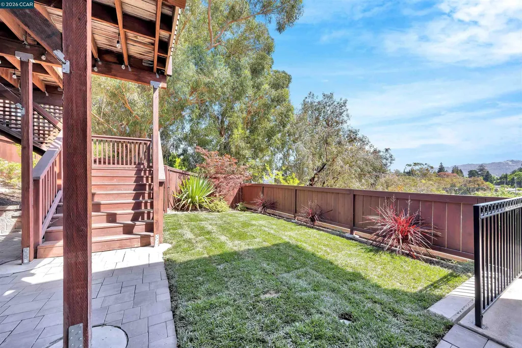 1100 Dunsyre Drive Lafayette CA 94549