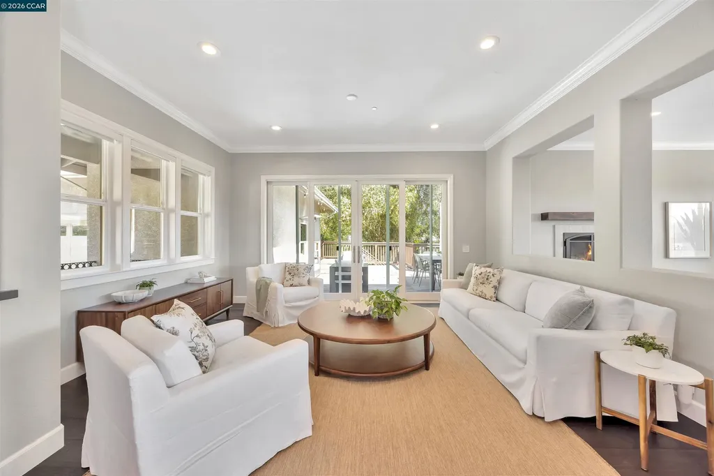 1100 Dunsyre Drive Lafayette CA 94549