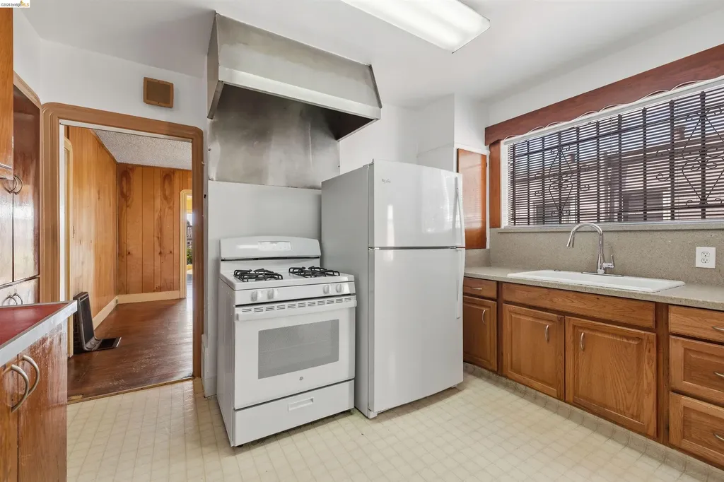 2939 57th Avenue Oakland CA 94605