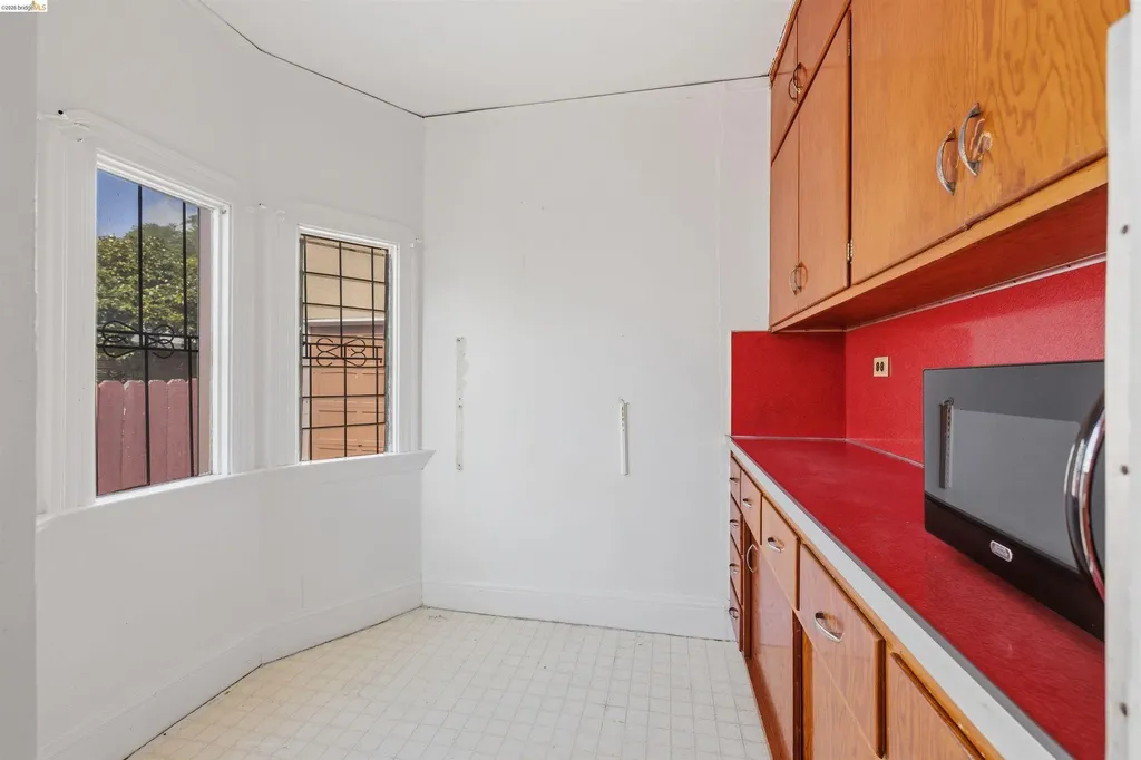 2939 57th Avenue Oakland CA 94605