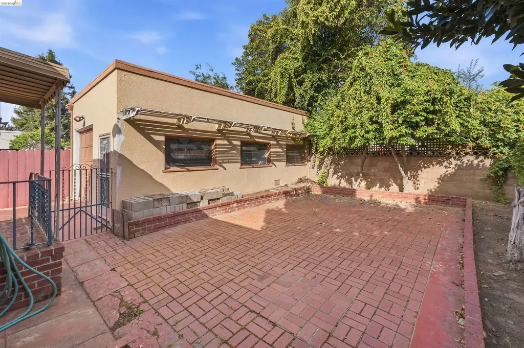 2939 57th Avenue Oakland CA 94605
