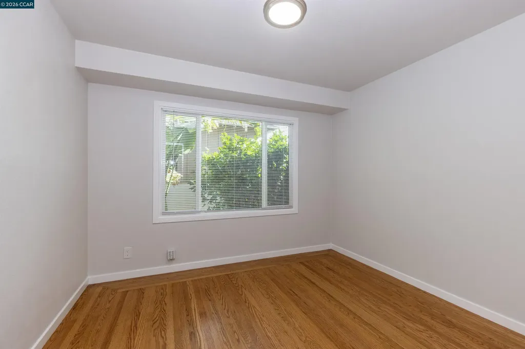 4353 Bermuda Avenue Oakland CA 94619
