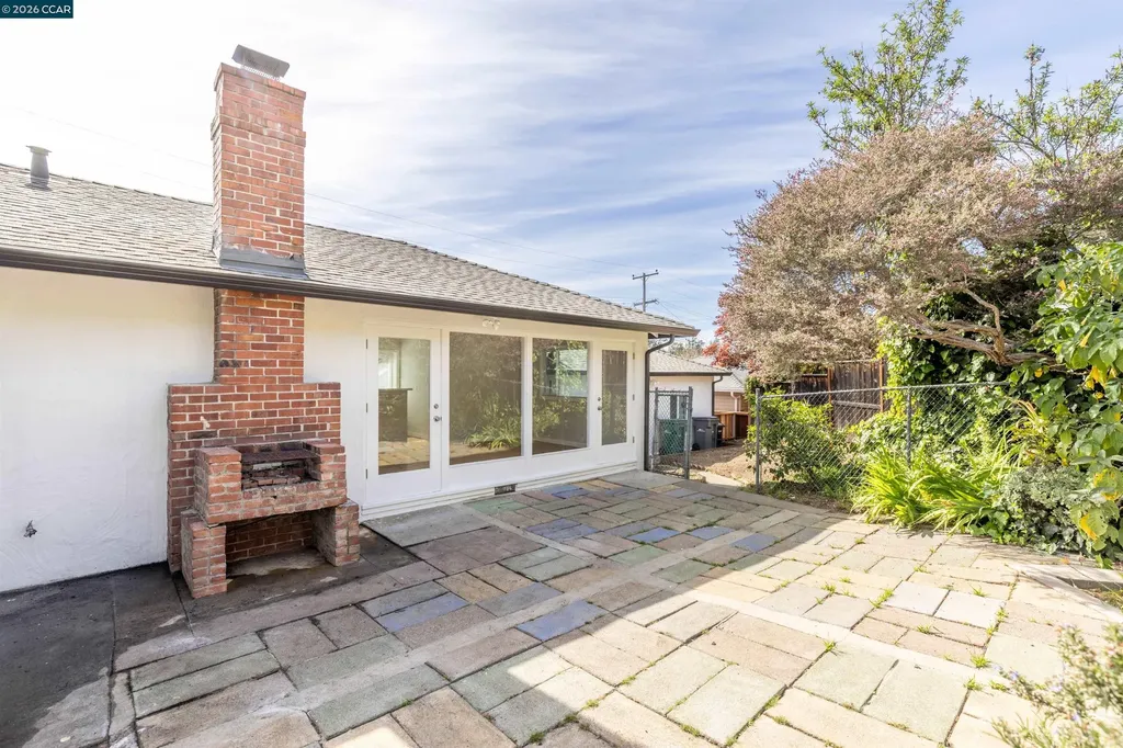 4353 Bermuda Avenue Oakland CA 94619
