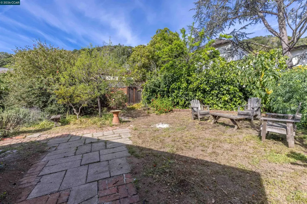 4353 Bermuda Avenue Oakland CA 94619