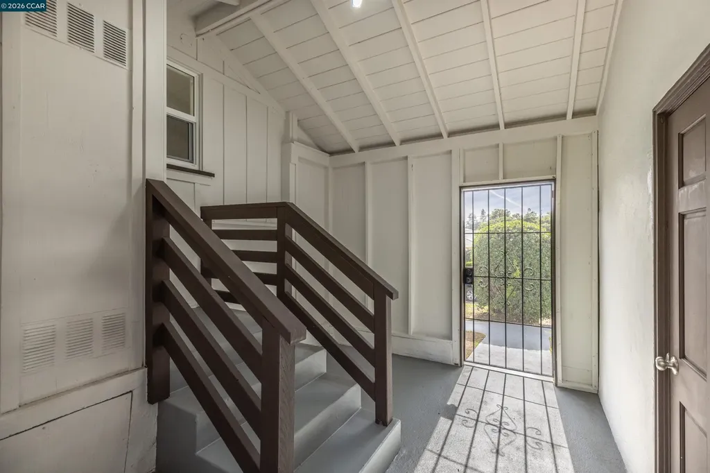 4353 Bermuda Avenue Oakland CA 94619