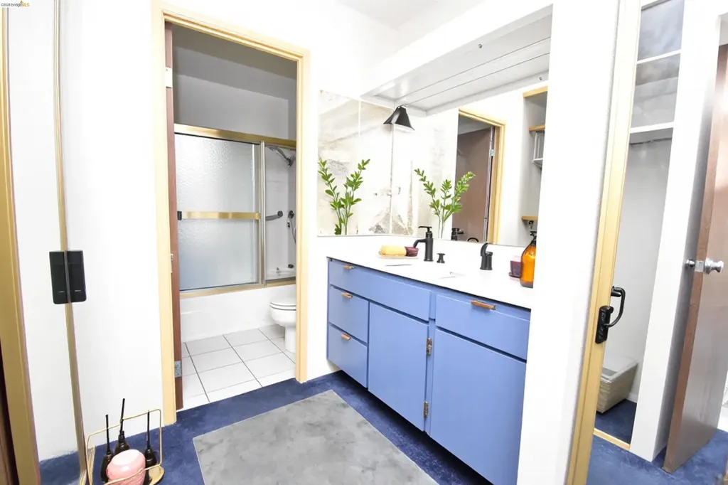 555 Pierce Street Albany CA 94706
