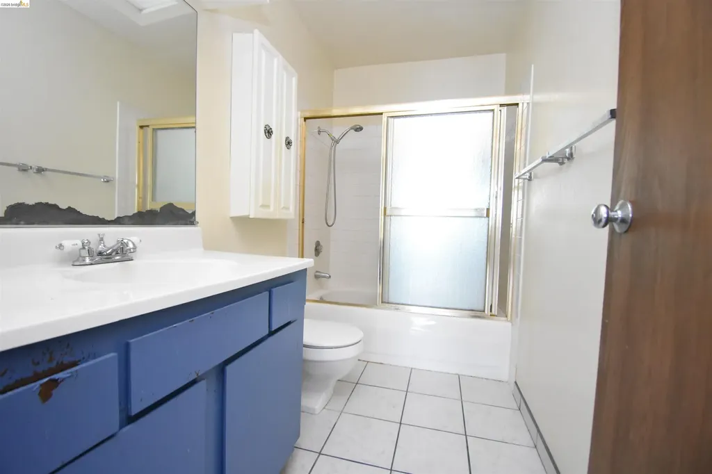 555 Pierce Street Albany CA 94706