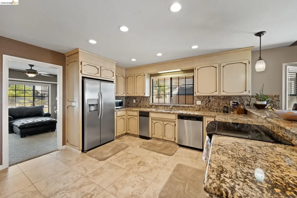 5621 Starboard Drive Discovery Bay CA 94505