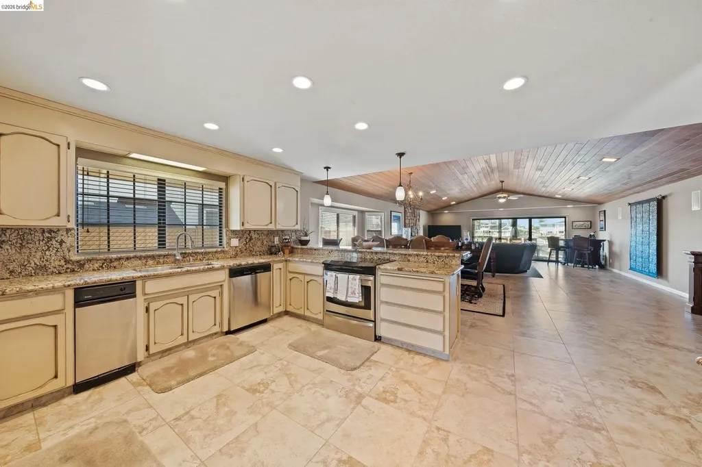5621 Starboard Drive Discovery Bay CA 94505