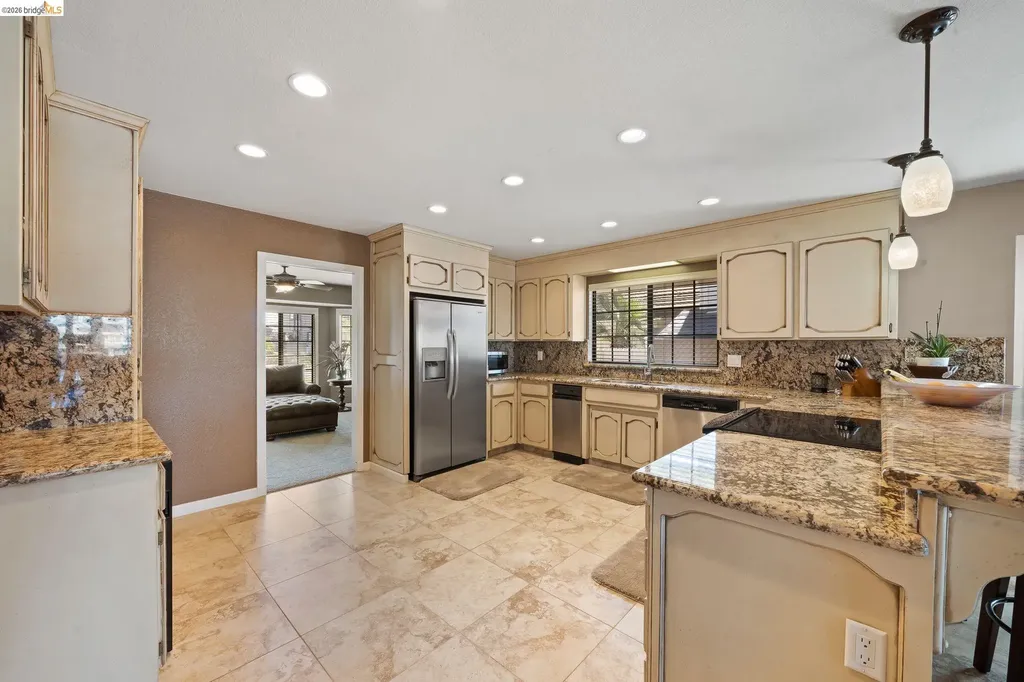 5621 Starboard Drive Discovery Bay CA 94505
