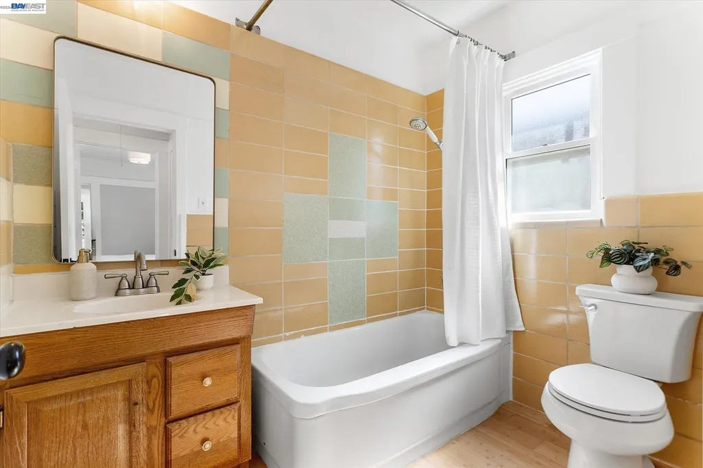 2516 Buena Vista Avenue Alameda CA 94501