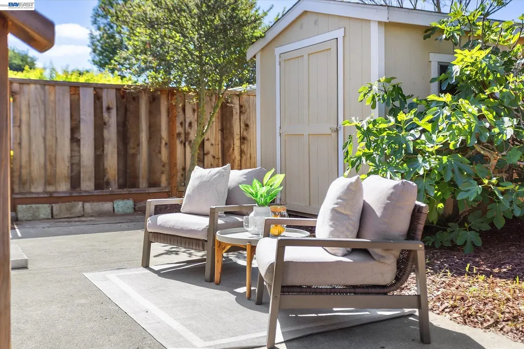 2516 Buena Vista Avenue Alameda CA 94501