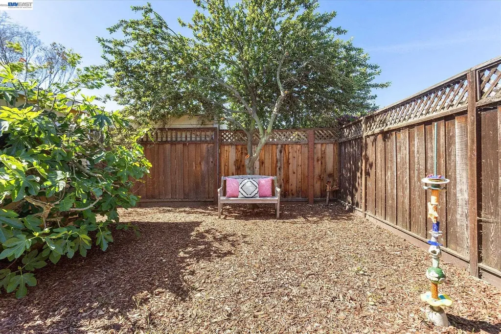 2516 Buena Vista Avenue Alameda CA 94501
